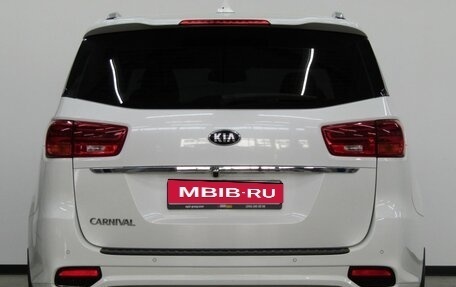 KIA Carnival III, 2019 год, 2 915 000 рублей, 4 фотография