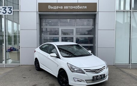 Hyundai Solaris II рестайлинг, 2016 год, 990 000 рублей, 3 фотография
