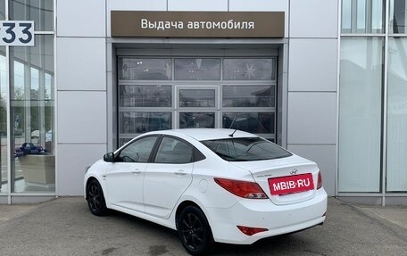 Hyundai Solaris II рестайлинг, 2016 год, 990 000 рублей, 7 фотография