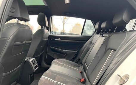Volkswagen Golf VIII, 2022 год, 1 545 000 рублей, 9 фотография