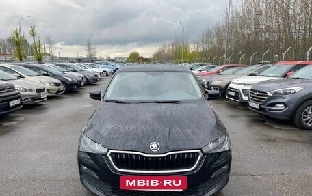 Skoda Rapid II, 2021 год, 1 199 000 рублей, 2 фотография