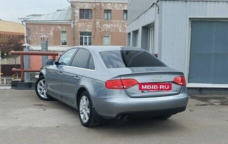 Audi A4, 2011 год, 975 000 рублей, 7 фотография