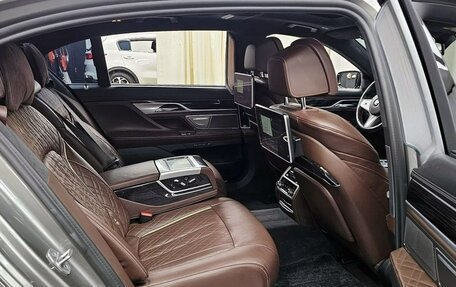 BMW 7 серия, 2021 год, 5 040 006 рублей, 8 фотография