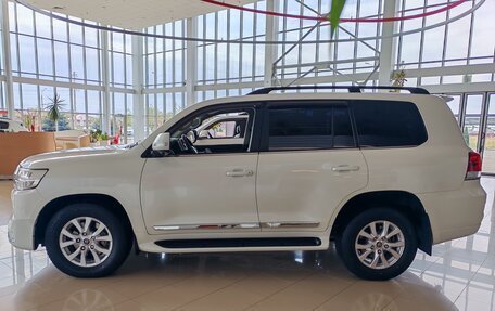 Toyota Land Cruiser 200, 2015 год, 5 195 000 рублей, 8 фотография