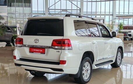 Toyota Land Cruiser 200, 2015 год, 5 195 000 рублей, 5 фотография