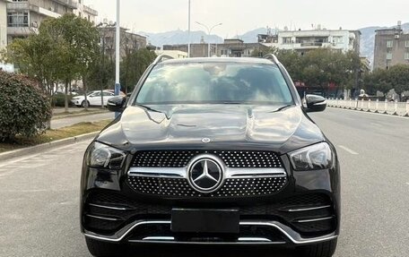 Mercedes-Benz GLE, 2022 год, 4 980 000 рублей, 2 фотография