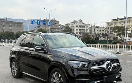 Mercedes-Benz GLE, 2022 год, 4 980 000 рублей, 3 фотография