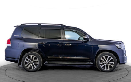 Toyota Land Cruiser 200, 2018 год, 7 200 000 рублей, 4 фотография