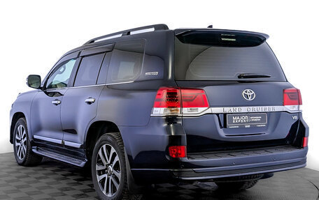 Toyota Land Cruiser 200, 2018 год, 7 200 000 рублей, 7 фотография