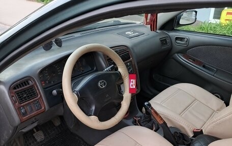 Toyota Avensis III рестайлинг, 1999 год, 430 000 рублей, 6 фотография