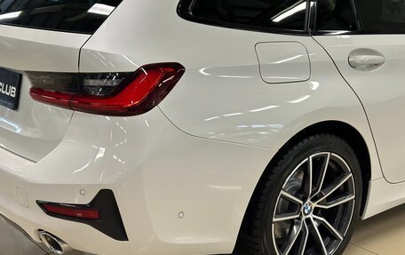 BMW 3 серия, 2019 год, 4 249 000 рублей, 14 фотография