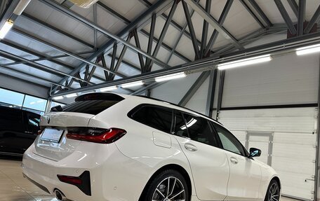 BMW 3 серия, 2019 год, 4 249 000 рублей, 17 фотография