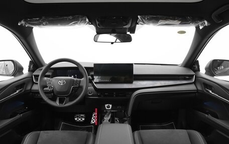 Toyota Camry, 2025 год, 4 999 000 рублей, 12 фотография