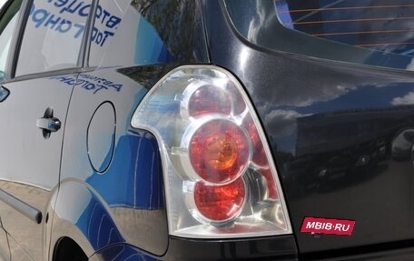 Toyota Corolla Verso I, 2005 год, 749 000 рублей, 12 фотография
