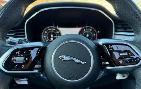 Jaguar F-Pace, 2022 год, 4 370 000 рублей, 8 фотография