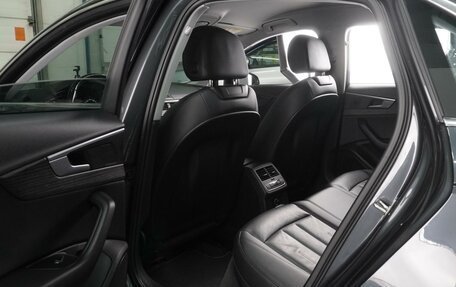 Audi A4, 2017 год, 1 849 000 рублей, 11 фотография