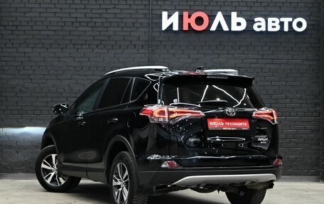 Toyota RAV4, 2019 год, 2 695 000 рублей, 5 фотография