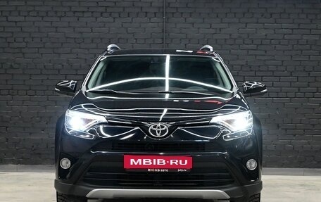 Toyota RAV4, 2019 год, 2 695 000 рублей, 2 фотография