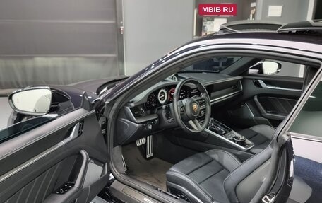 Porsche 911, 2021 год, 19 500 000 рублей, 9 фотография