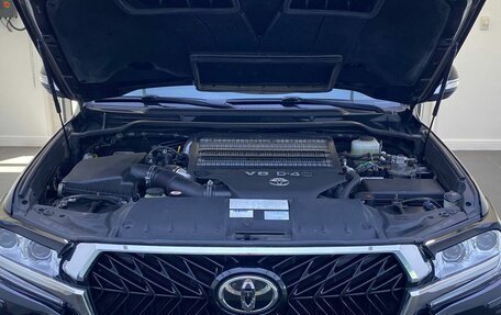Toyota Land Cruiser 200, 2016 год, 6 699 000 рублей, 9 фотография
