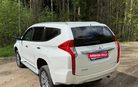 Mitsubishi Pajero Sport III рестайлинг, 2019 год, 3 250 000 рублей, 2 фотография