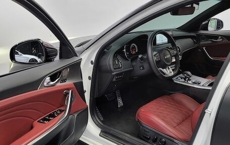 KIA Stinger I, 2022 год, 4 400 000 рублей, 9 фотография