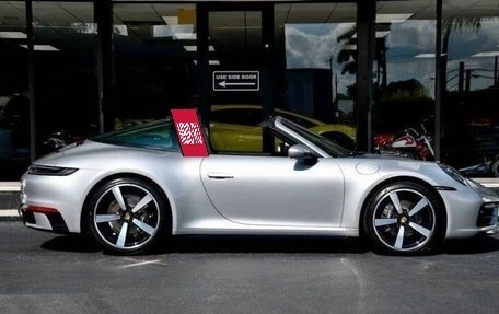 Porsche 911, 2022 год, 14 720 000 рублей, 5 фотография