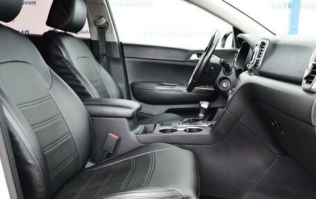 KIA Sportage IV рестайлинг, 2017 год, 2 000 000 рублей, 10 фотография