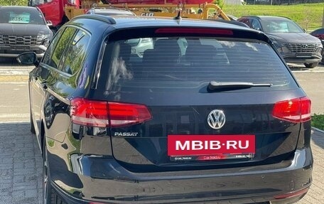 Volkswagen Passat B8 рестайлинг, 2019 год, 2 479 000 рублей, 7 фотография