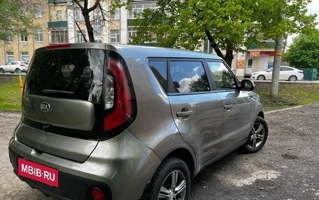 KIA Soul II рестайлинг, 2019 год, 1 650 000 рублей, 3 фотография