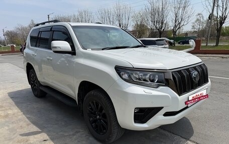 Toyota Land Cruiser Prado 150 рестайлинг 2, 2019 год, 4 300 000 рублей, 5 фотография