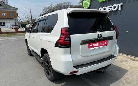 Toyota Land Cruiser Prado 150 рестайлинг 2, 2019 год, 4 300 000 рублей, 4 фотография