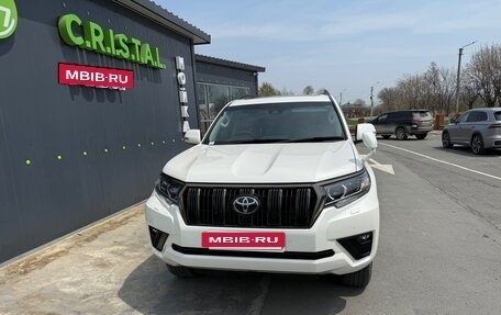 Toyota Land Cruiser Prado 150 рестайлинг 2, 2019 год, 4 300 000 рублей, 2 фотография
