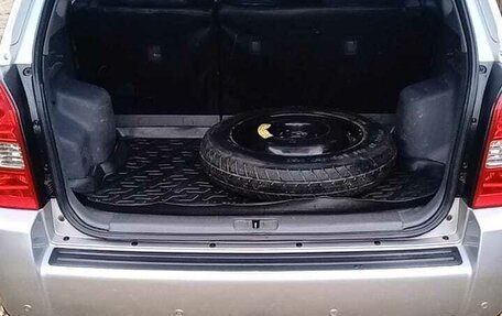 Hyundai Tucson III, 2005 год, 785 000 рублей, 4 фотография