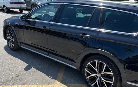 Volkswagen Passat B8 рестайлинг, 2019 год, 3 550 000 рублей, 3 фотография