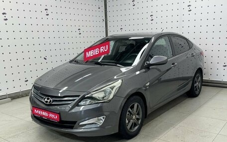 Hyundai Solaris II рестайлинг, 2015 год, 1 030 000 рублей, 1 фотография