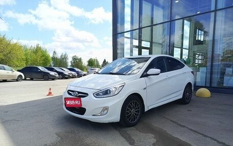 Hyundai Solaris II рестайлинг, 2013 год, 830 000 рублей, 1 фотография