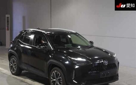 Toyota Yaris Cross, 2022 год, 1 568 000 рублей, 1 фотография