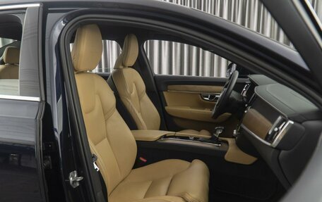 Volvo S90 II рестайлинг, 2018 год, 3 250 000 рублей, 9 фотография