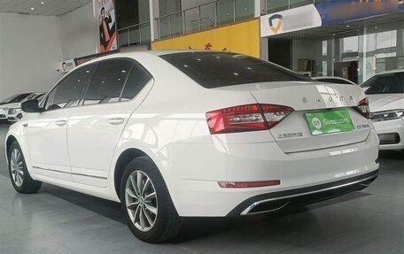 Skoda Octavia, 2021 год, 1 289 000 рублей, 6 фотография