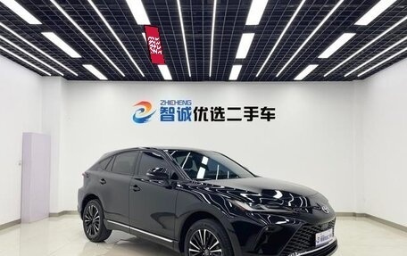 Toyota Venza, 2022 год, 3 570 000 рублей, 2 фотография