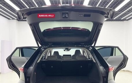 Toyota Venza, 2022 год, 3 570 000 рублей, 7 фотография
