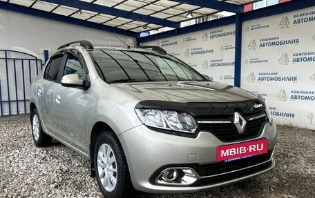 Renault Logan II, 2017 год, 979 000 рублей, 7 фотография