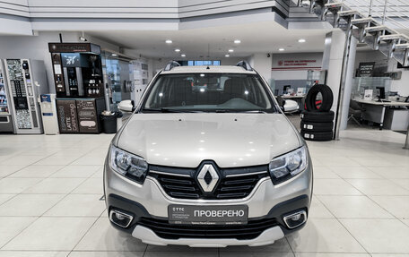 Renault Sandero II рестайлинг, 2020 год, 1 220 000 рублей, 2 фотография