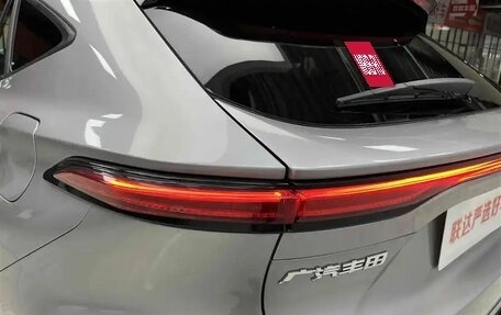 Toyota Venza, 2022 год, 3 420 000 рублей, 6 фотография