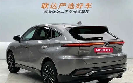 Toyota Venza, 2022 год, 3 420 000 рублей, 4 фотография