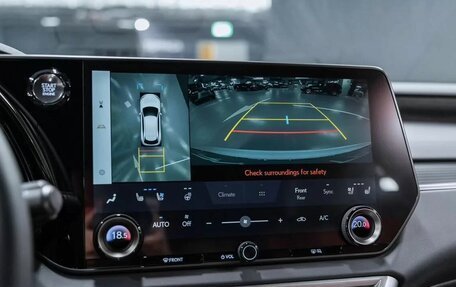 Lexus RX IV рестайлинг, 2024 год, 13 фотография