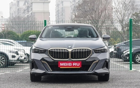 BMW 5 серия, 2025 год, 7 058 343 рублей, 5 фотография