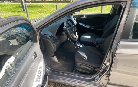 Hyundai Solaris II рестайлинг, 2012 год, 920 000 рублей, 7 фотография