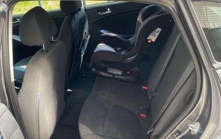 Hyundai Solaris II рестайлинг, 2012 год, 920 000 рублей, 10 фотография